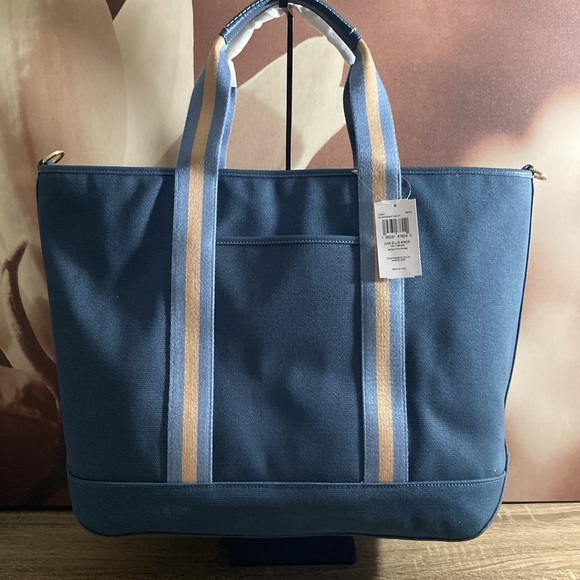 Coach Ellis Weekender Tote Bag NWT - Picture 2 of 8